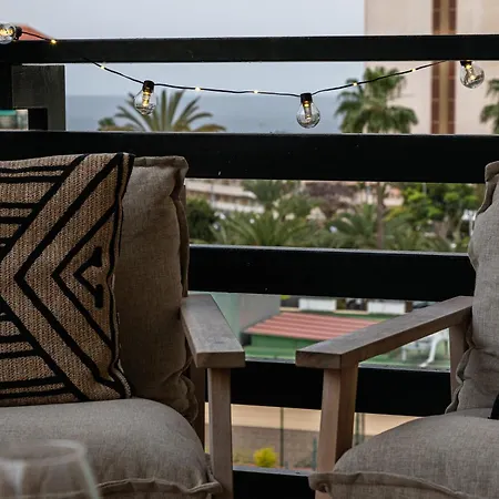 Amazing 3-bedroom Apartment. Pool And Sea View! Appartement