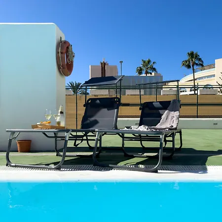 Amazing 3-bedroom Apartment. Pool And Sea View! Apartamento Los Cristianos (Tenerife)