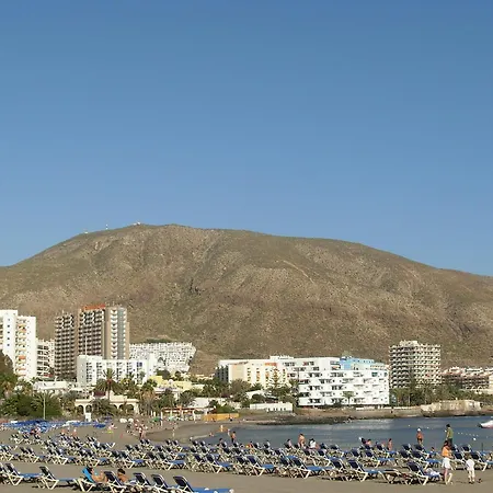 Amazing 3-bedroom Apartment. Pool And Sea View!