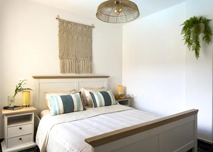 公寓 Amazing 3-bedroom Apartment. Pool And Sea View! *