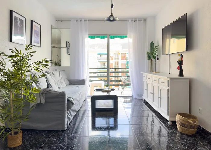 Amazing 3-bedroom Apartment. Pool And Sea View! דירה לוס כריסטיאנוס
