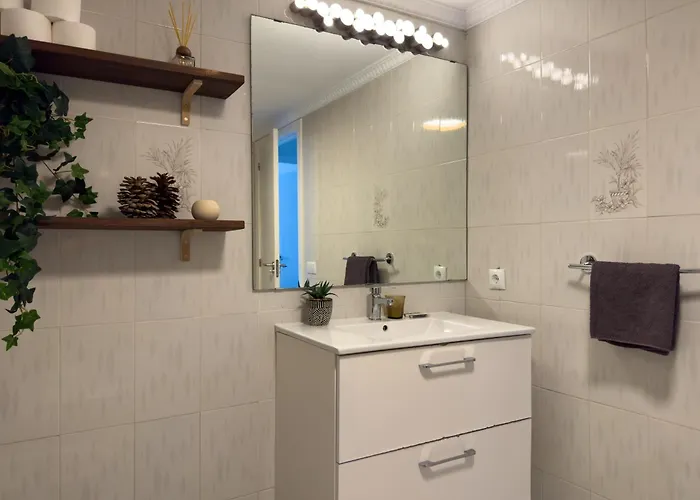 Amazing 3-bedroom Apartment. Pool And Sea View! 公寓 *