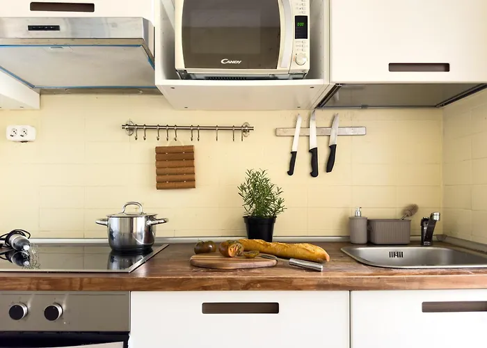 Amazing 3-bedroom Apartment. Pool And Sea View! * 洛斯克里斯蒂亚诺斯