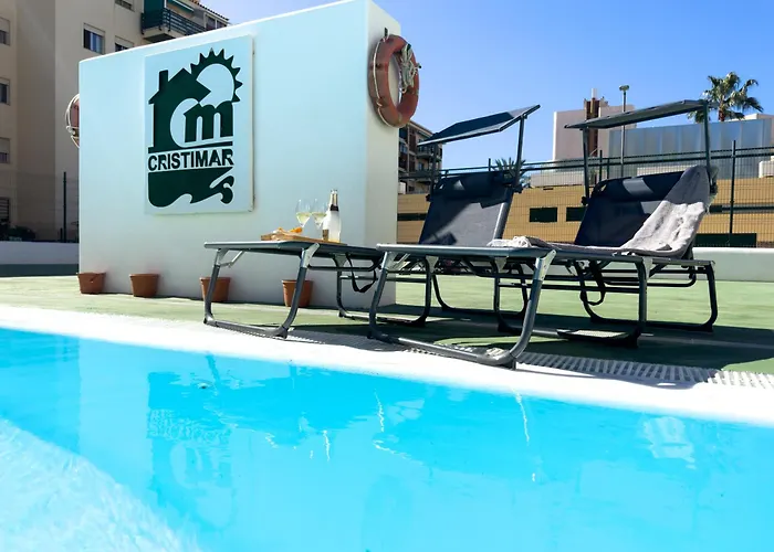 Amazing 3-bedroom Apartment. Pool And Sea View! 公寓 洛斯克里斯蒂亚诺斯