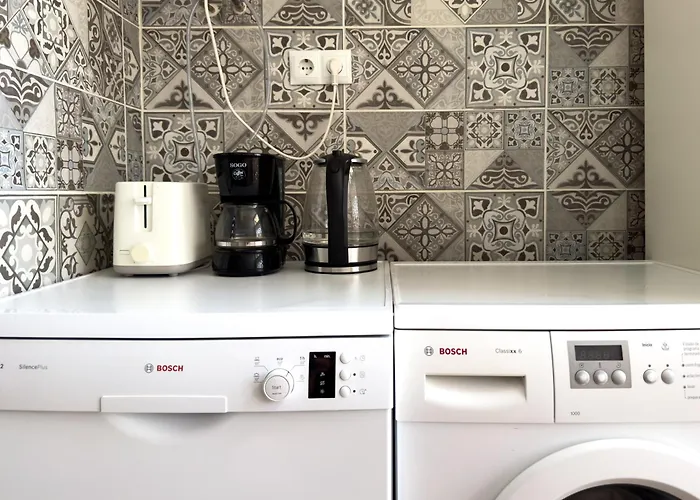 Amazing 3-bedroom Apartment. Pool And Sea View! 公寓 *