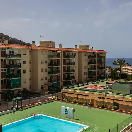 Amazing 3-bedroom Apartment. Pool And Sea View! Appartement